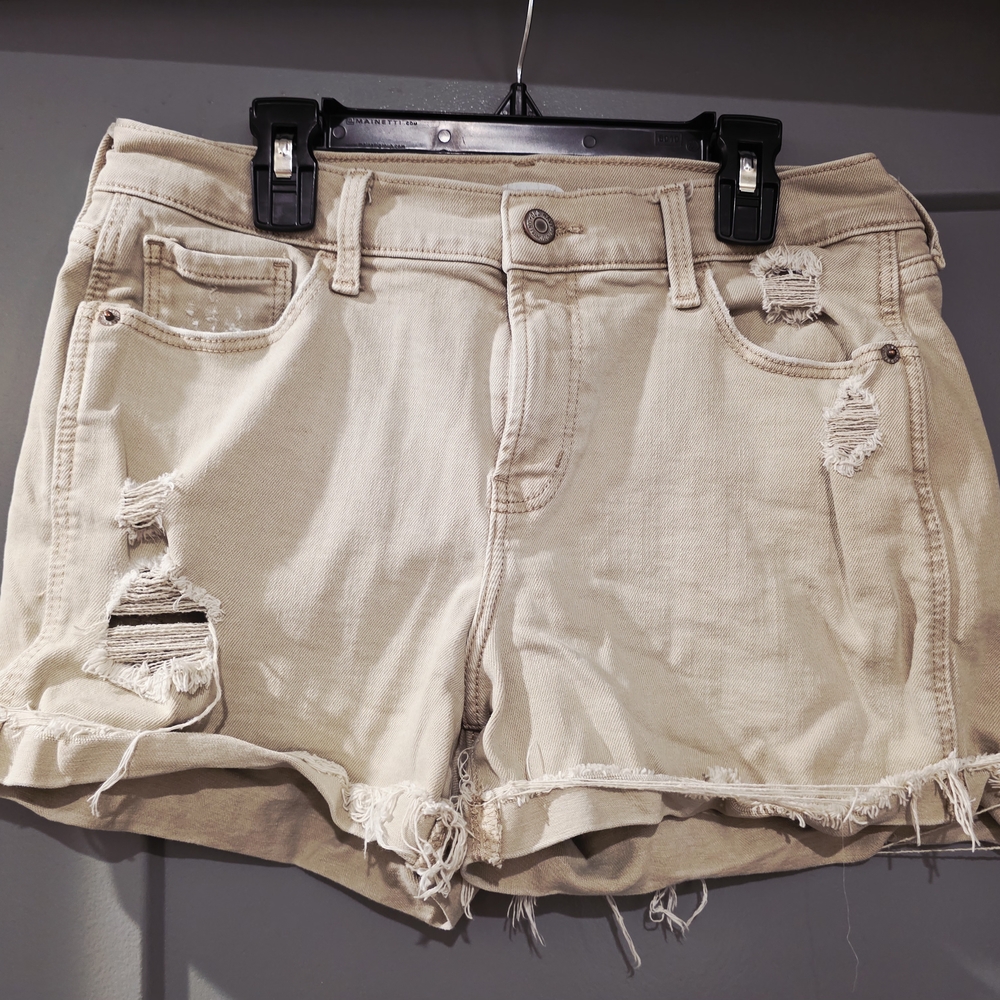 Old Navy Distressed Tan Boyfriend Jean Shorts